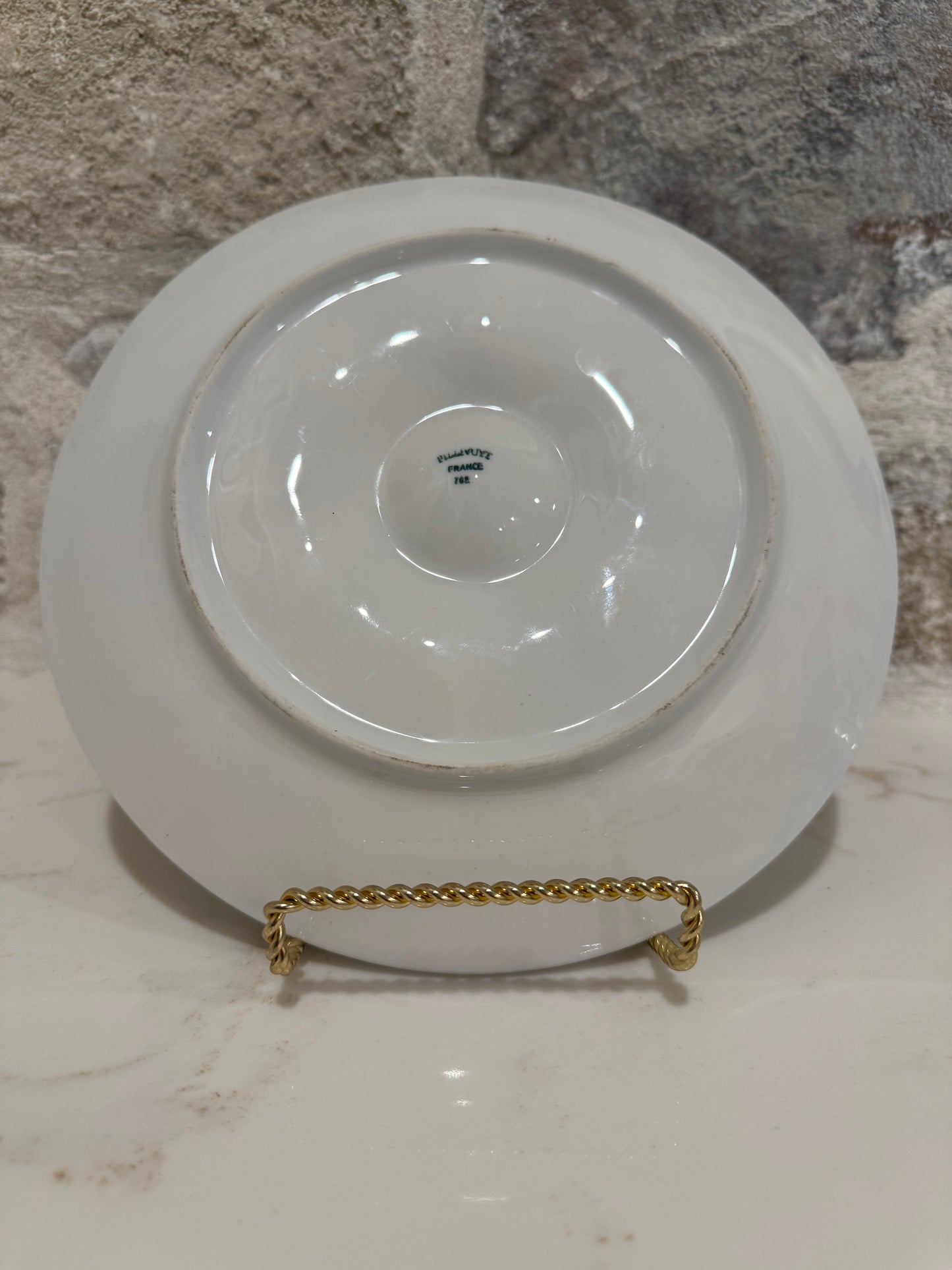 Limoges White Oyster Plate, Pillivuyt 9"D