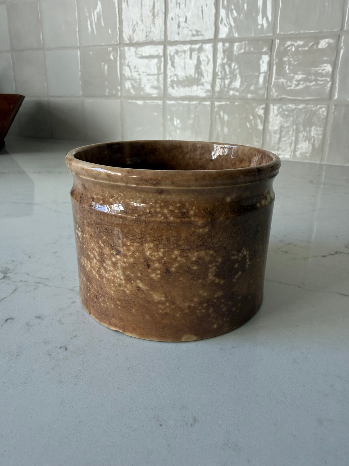 Heavily Stained Creil & Montereau Confiture Pot, 3"h x 4"D